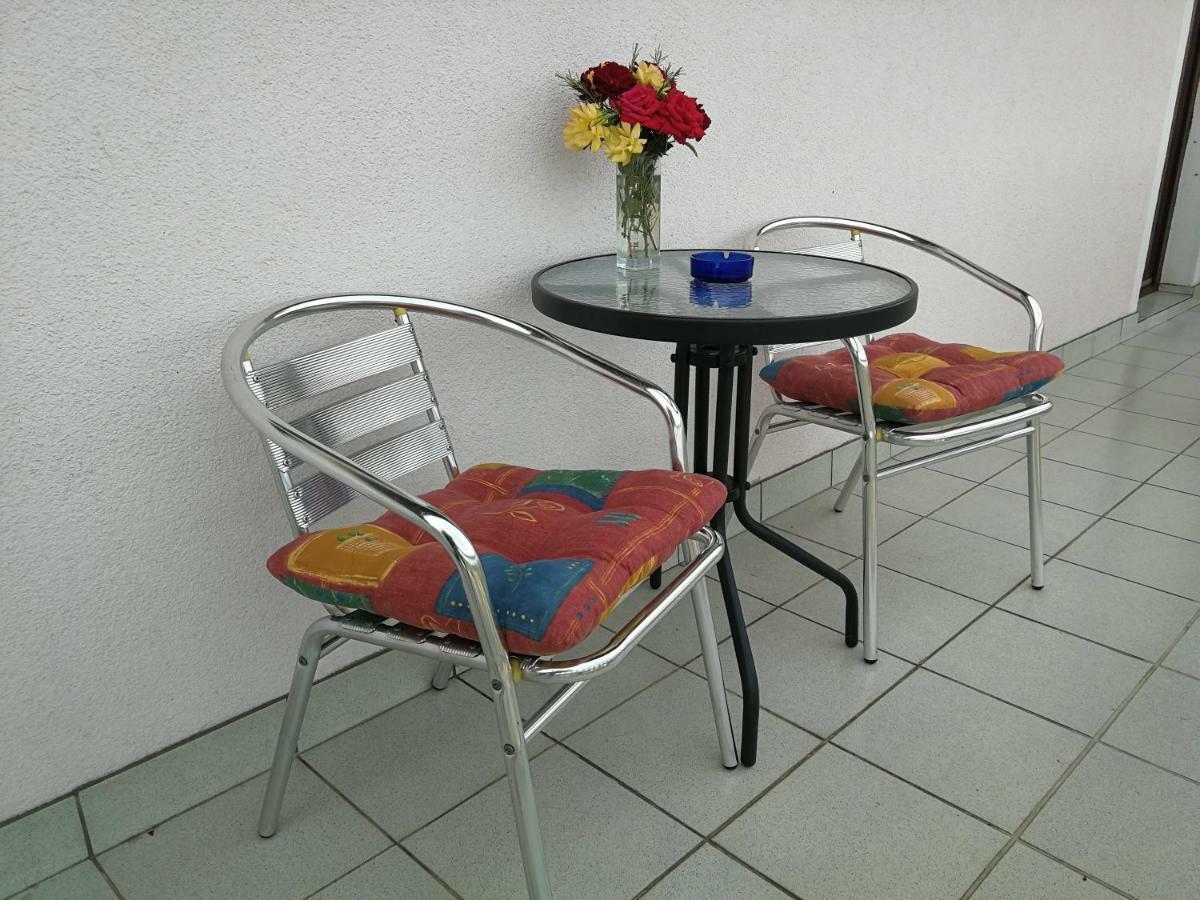 Kavana I Sobe Monika Hotel Grabrovnik Exterior foto